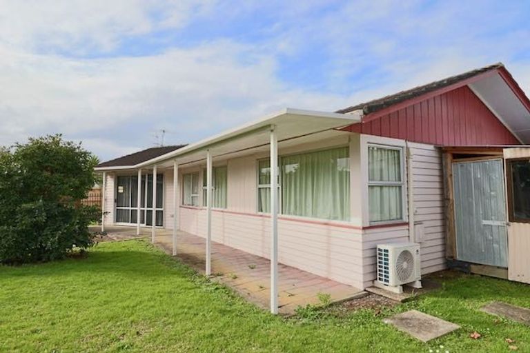 Photo of property in 16 Studfall Street, Pakuranga Heights, Auckland, 2010