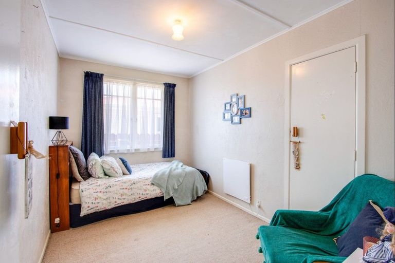 Photo of property in 27 Magdalen Crescent, Pirimai, Napier, 4112