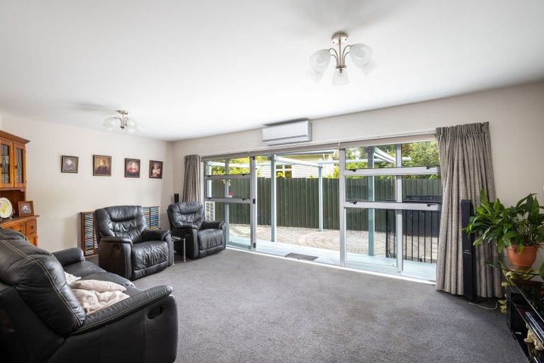 Photo of property in 11d Tawa Street, Inglewood, 4330