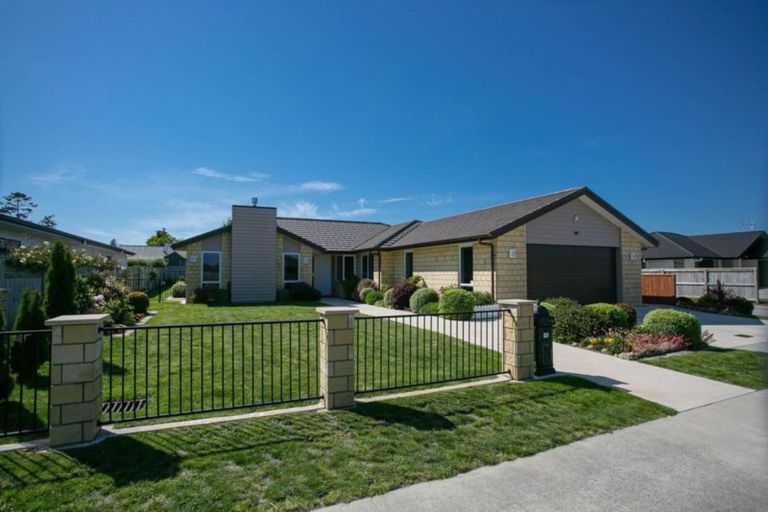 Photo of property in 10 Plescher Crescent, Leamington, Cambridge, 3432