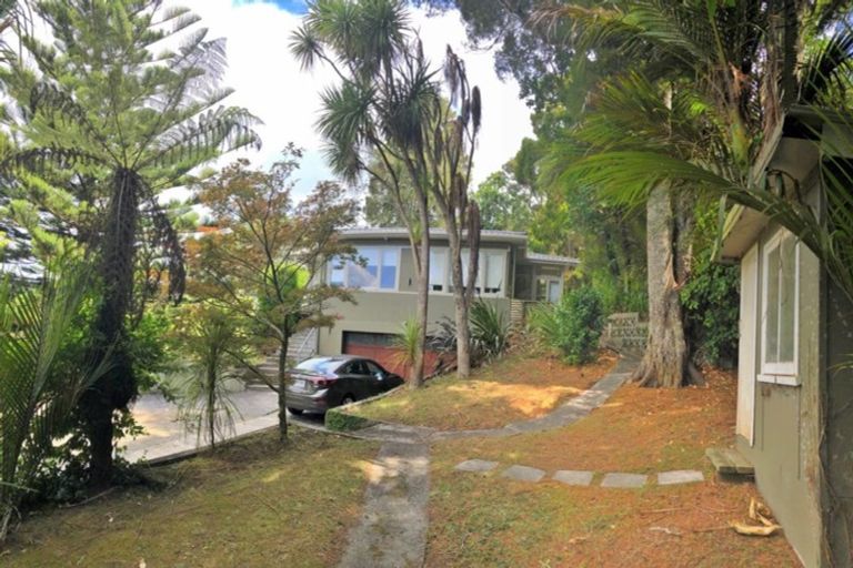 Photo of property in 1 Huia Road, Titirangi, Auckland, 0604