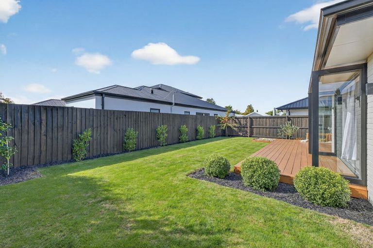 Photo of property in 32 Merrin Street, Avonhead, Christchurch, 8042