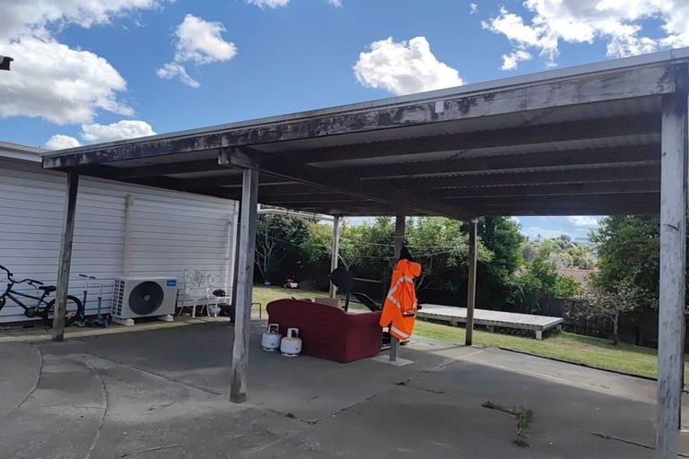 Photo of property in 61 Juniper Road, Sunnynook, Auckland, 0620