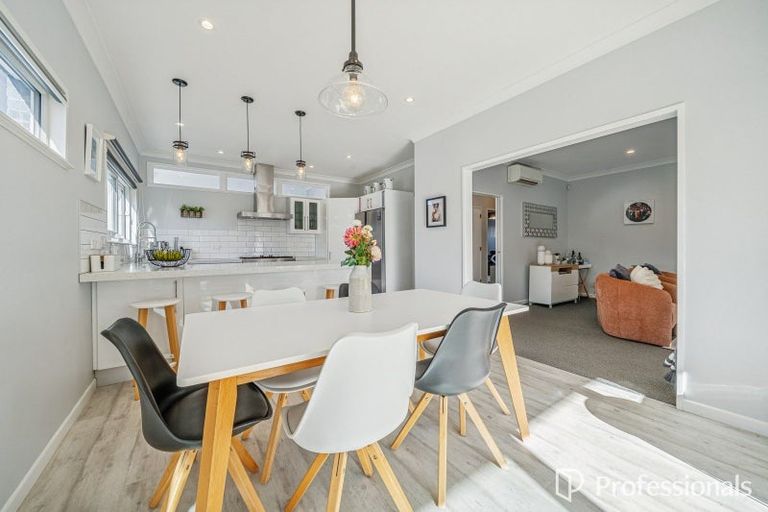 Photo of property in 32 Orr Crescent, Hutt Central, Lower Hutt, 5011