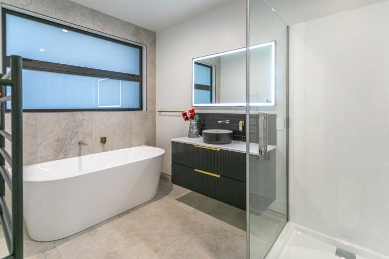 Photo of property in 11 Titoki Lane, Whangamata, 3691