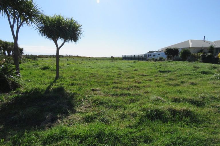 Photo of property in 32 Elley Drive, Carters Beach, Westport, 7825