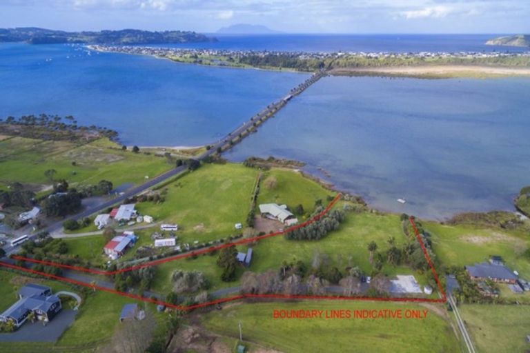 Photo of property in 324 Omaha Flats Road, Tawharanui Peninsula, Warkworth, 0986