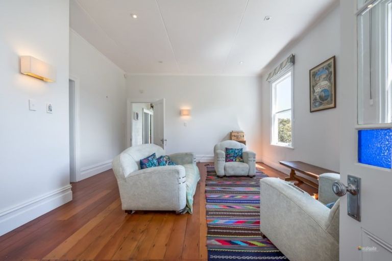 Photo of property in 17 Nikau Grove, Woburn, Lower Hutt, 5010