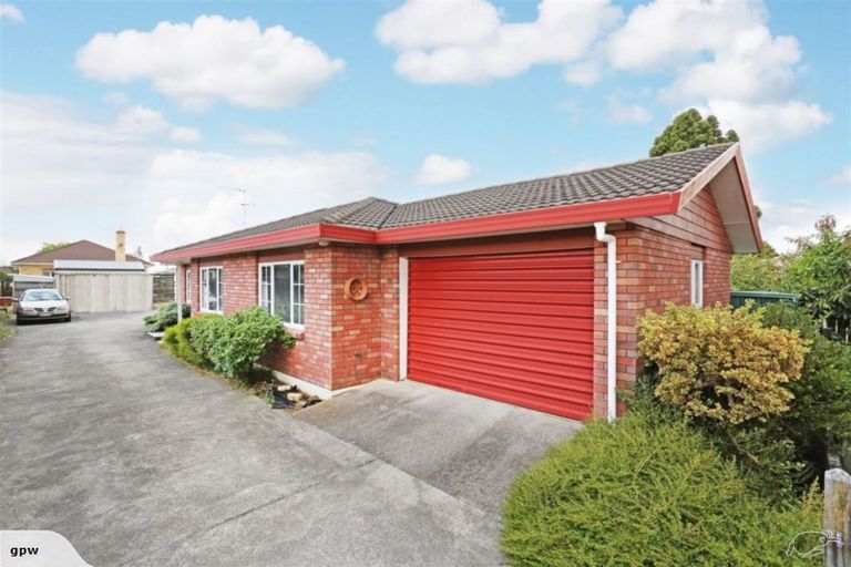 Photo of property in 10b Helvetia Road, Pukekohe, 2120