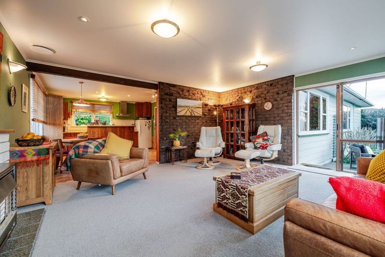Photo of property in 3 Clarke Avenue, Highbury, Palmerston North, 4412