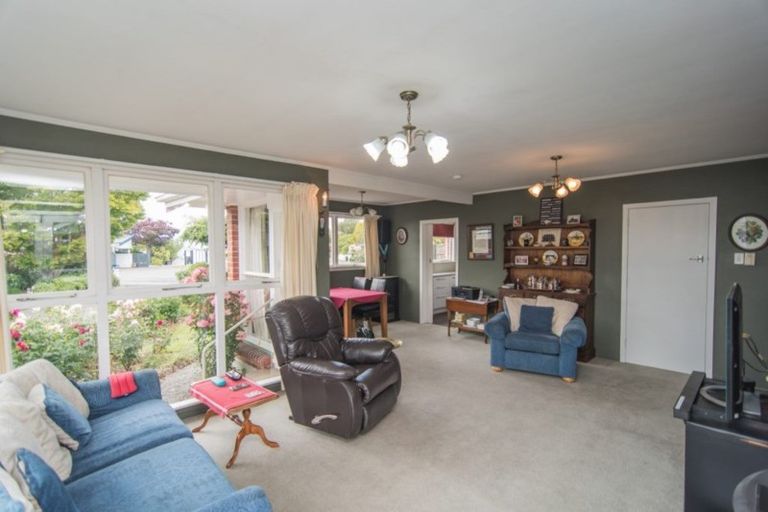 Photo of property in 228 Douglas Street, Highfield, Timaru, 7910