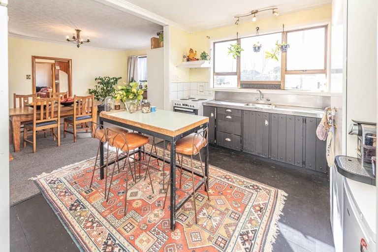 Photo of property in 75 Fitzherbert Avenue, Tawhero, Whanganui, 4501