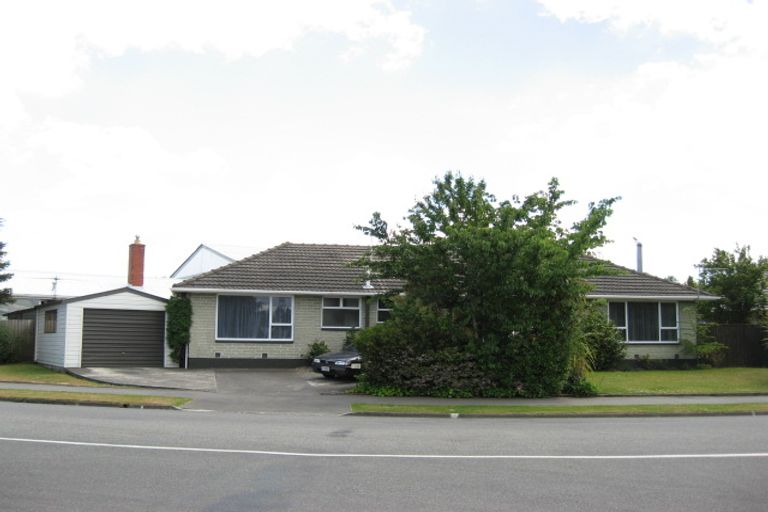 Photo of property in 116 Kendal Avenue, Burnside, Christchurch, 8053