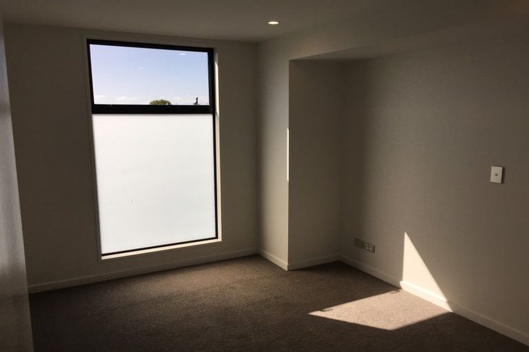 Photo of property in 1/45 Maxwell Street, Riccarton, Christchurch, 8041