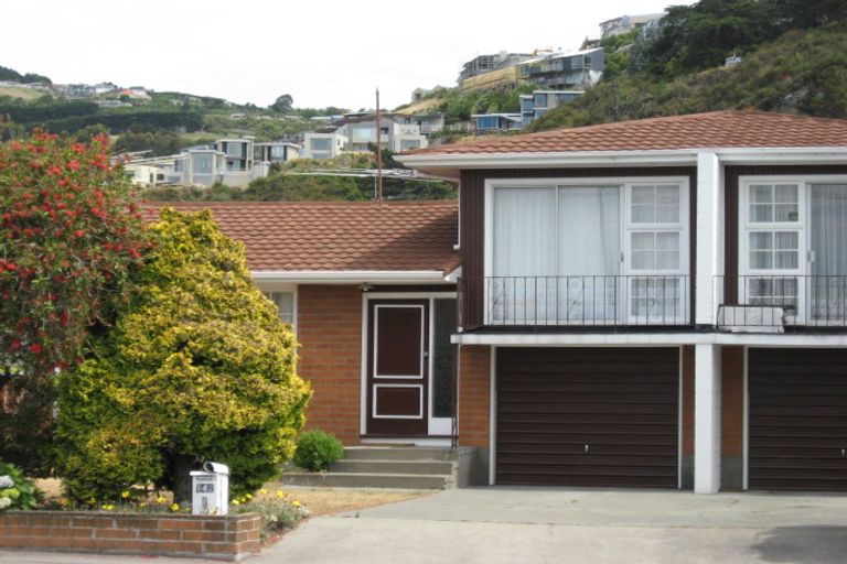 Photo of property in 142 Main Road, Redcliffs, Christchurch, 8081