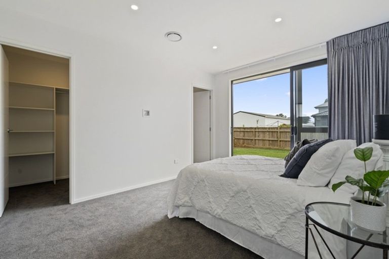 Photo of property in 26 Smith Street, Lepperton, New Plymouth, 4373