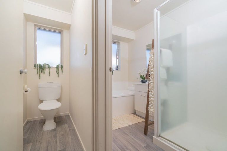 Photo of property in 37 Hahei Beach Road, Hahei, Whitianga, 3591