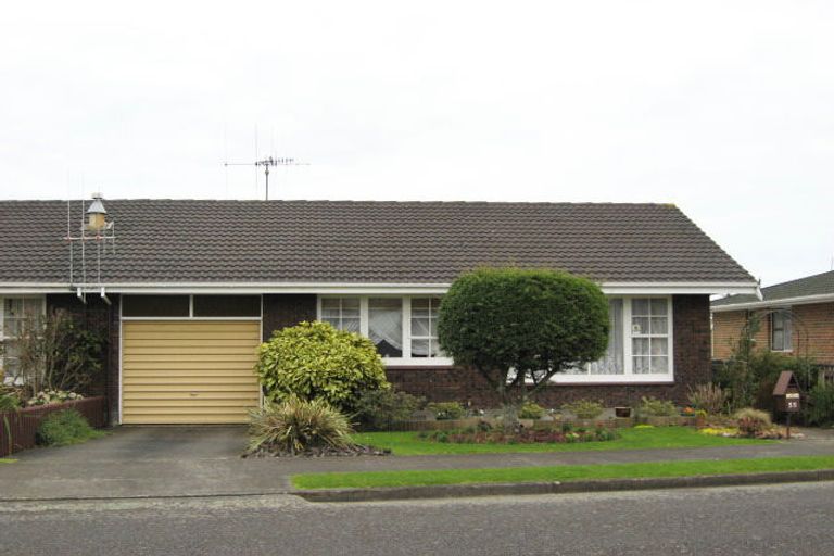 Photo of property in 55 Rugby Street, Levin, 5510
