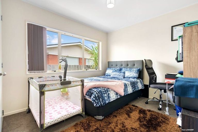 Photo of property in 357a Great South Road, Opaheke, Papakura, 2113