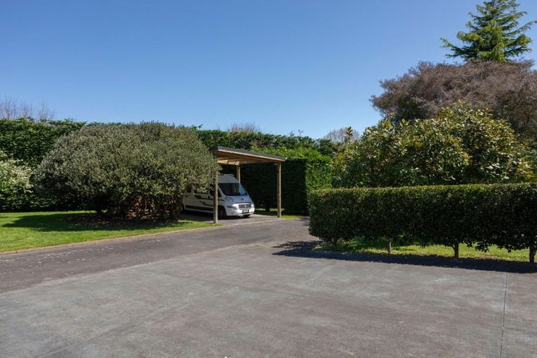 Photo of property in 239 Adelaide Road, Dannevirke, 4930