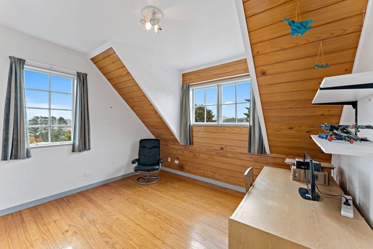 Photo of property in 69 Valley Road, Waimauku, 0881