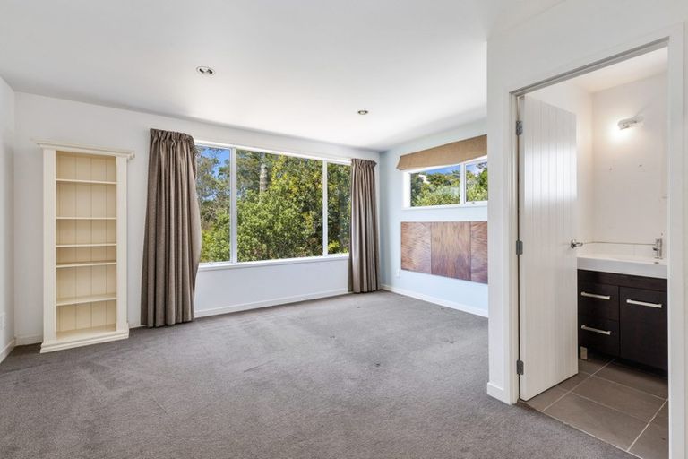 Photo of property in 682b Beach Road, Browns Bay, Auckland, 0630