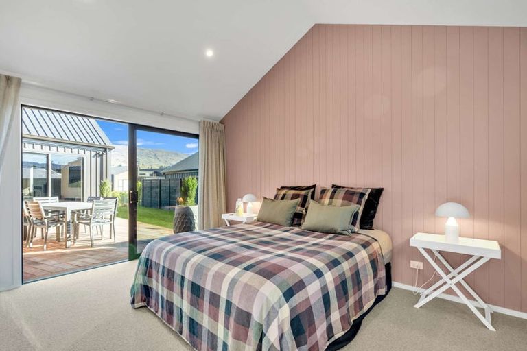 Photo of property in Wooing Tree Vineyard Ltd, 15 Vintage Street, Cromwell, 9310