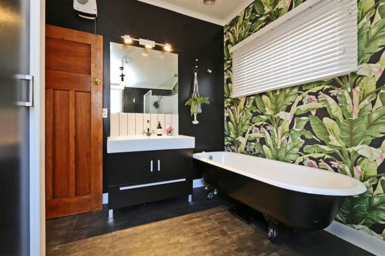 Photo of property in 409 Townshend Street, Saint Leonards, Hastings, 4120