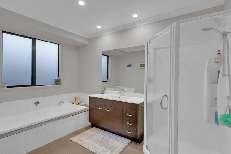 Photo of property in 18 Connor Court, Huntington, Hamilton, 3210