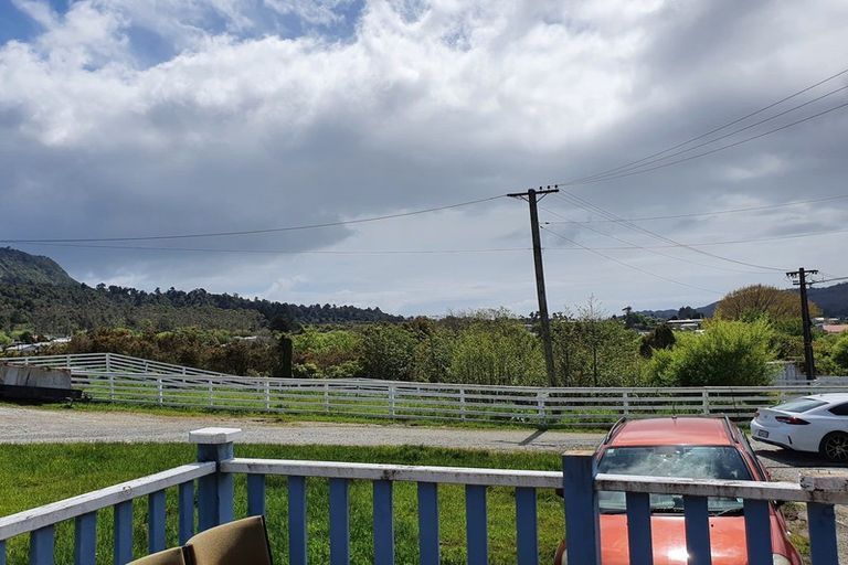 Photo of property in 3 Cadman Street, Runanga, 7803