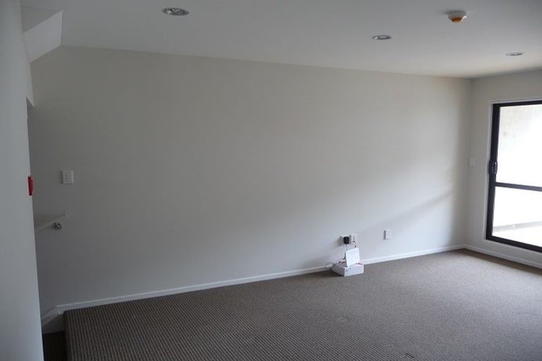 Photo of property in 21/5 Perekia Street, Albany, Auckland, 0632