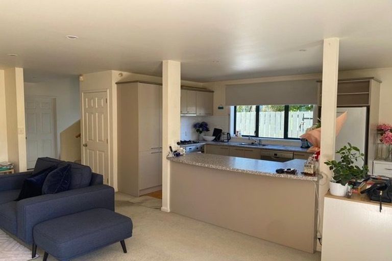 Photo of property in 12/52 Taharoto Road, Takapuna, Auckland, 0622