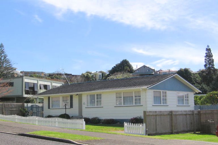 Photo of property in 94 Hinewa Road, Otumoetai, Tauranga, 3110