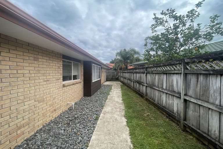 Photo of property in 11 Millington Place, Huntington Park, Auckland, 2013
