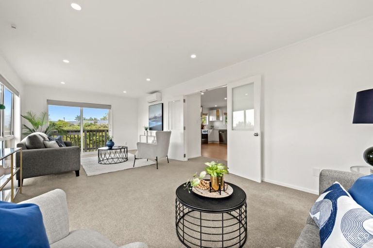 Photo of property in 60 Maungaraki Road, Korokoro, Lower Hutt, 5012