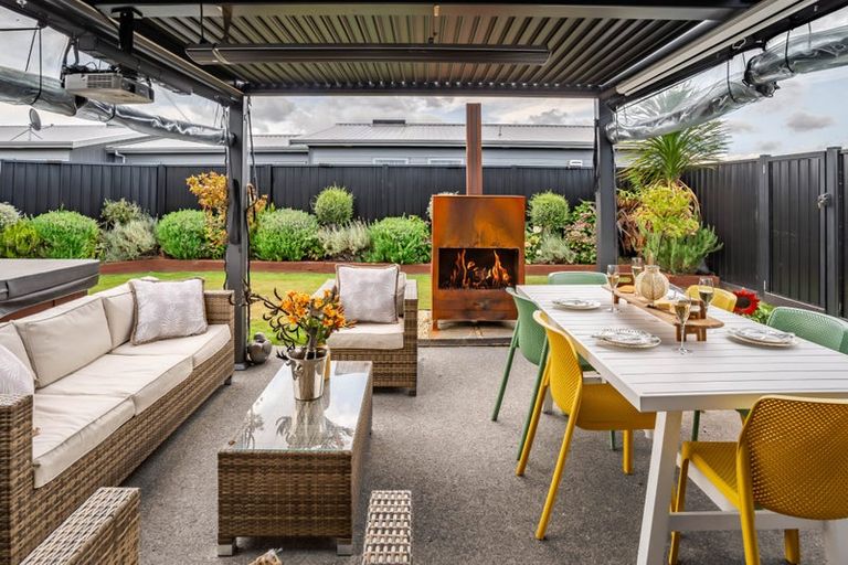 Photo of property in 32 Tuatahi Avenue, Solway, Masterton, 5810