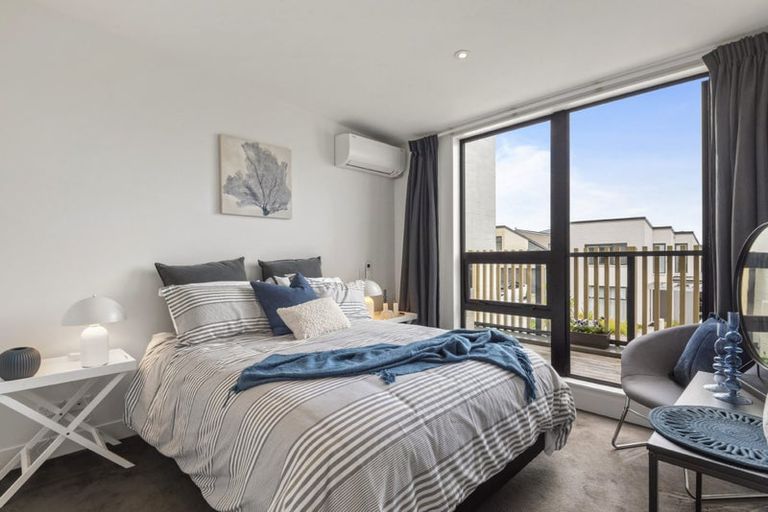 Photo of property in 16 Hastings Street, Hobsonville, Auckland, 0616