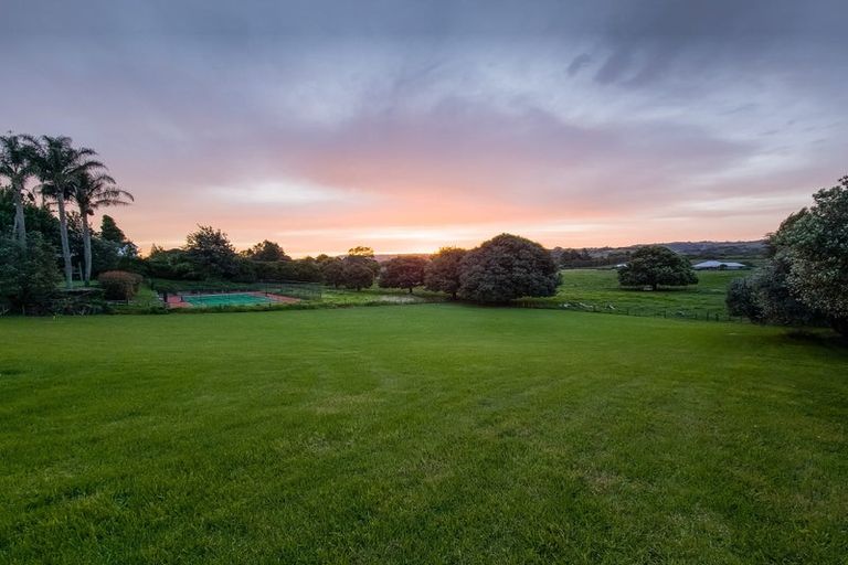 Photo of property in 392 Cambridge Road, Tauriko, Tauranga, 3110