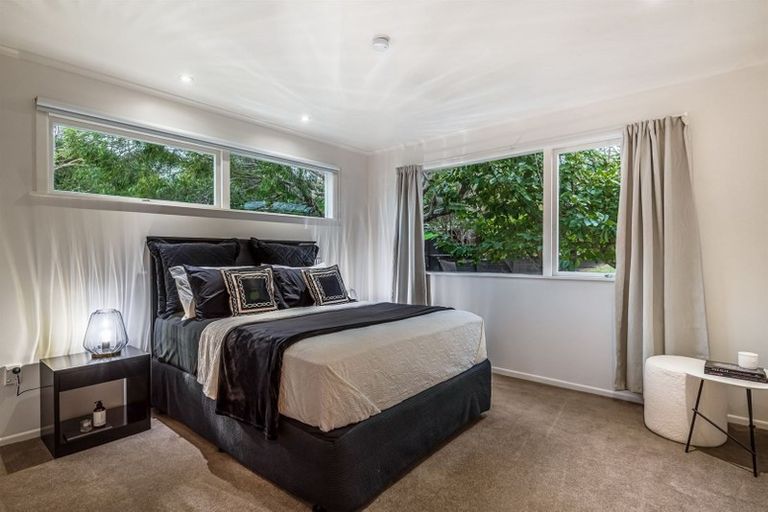 Photo of property in 7 Madison Place, Forrest Hill, Auckland, 0620