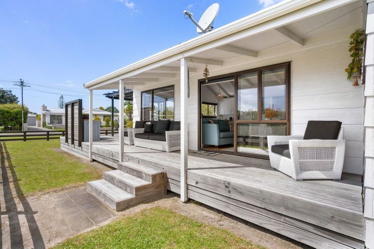 Photo of property in 215a Kiwi Road, Whangamata, 3620