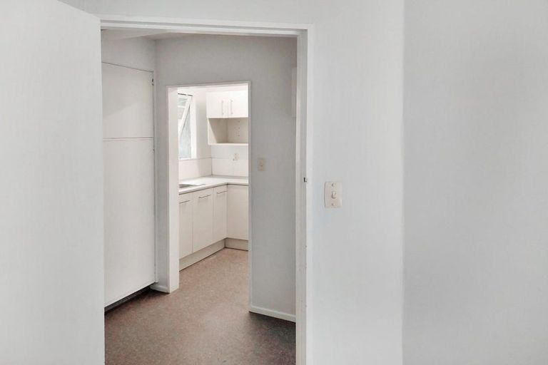 Photo of property in 1/29 Waiapu Road, Kelburn, Wellington, 6012