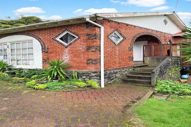 Photo of property in 38 Mill Road, Lower Vogeltown, New Plymouth, 4310