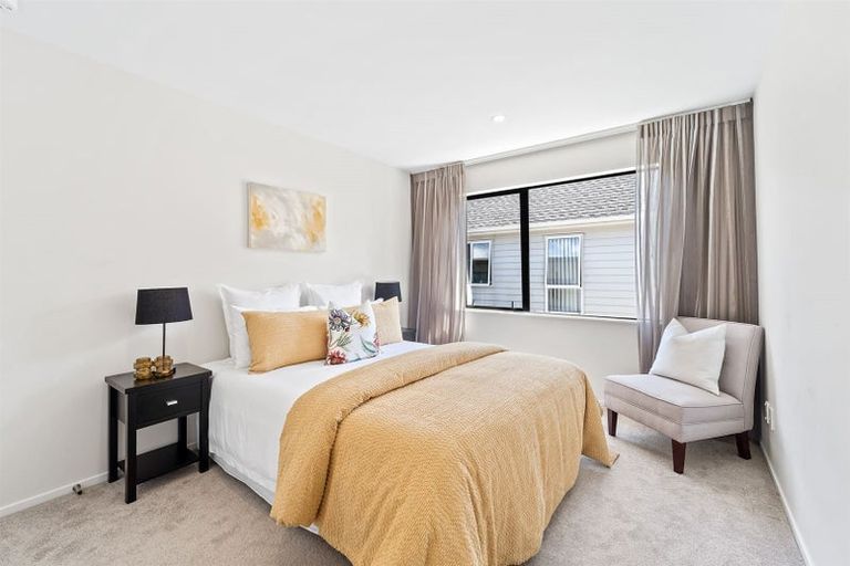 Photo of property in 37 Remuremu Street, Long Bay, Auckland, 0630