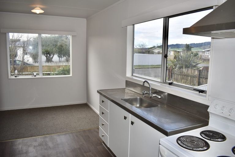 Photo of property in 10 Braemar Street, Levin, 5510