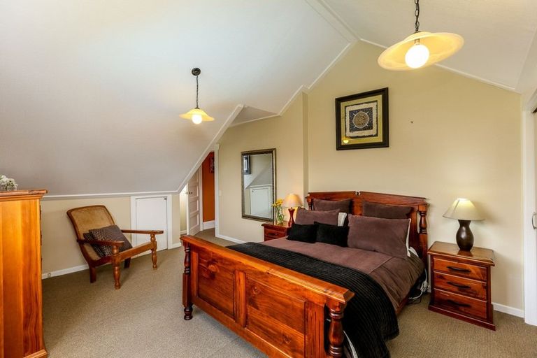 Photo of property in 8 Dorset Avenue, Westown, New Plymouth, 4310