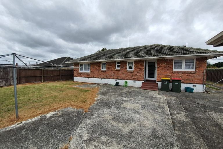 Photo of property in 14 Valentine Street, Papakura, 2110