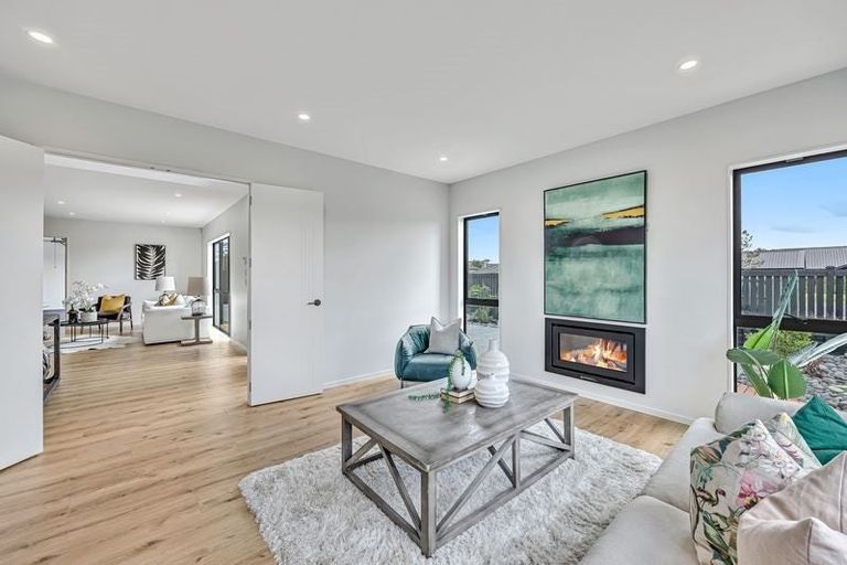 Photo of property in 70 Kaipara Portage Road, Riverhead, 0820