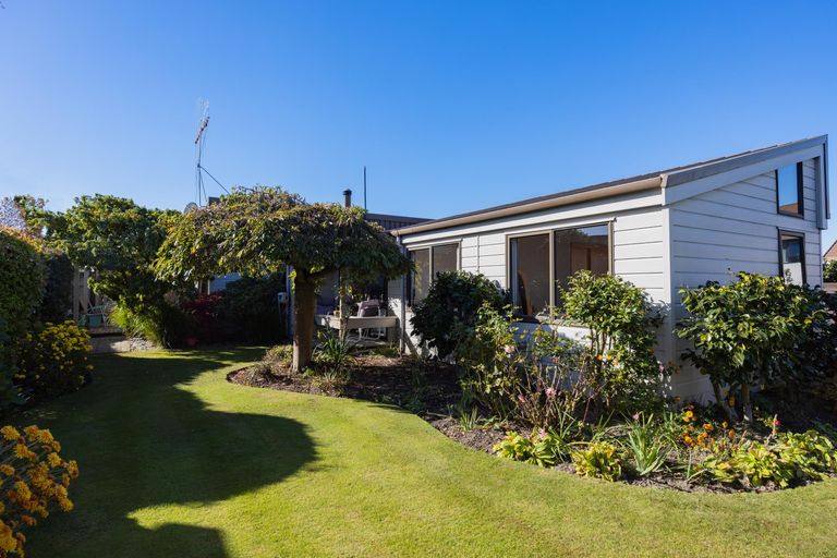 Photo of property in 6 Walbrook Crescent, Oamaru North, Oamaru, 9400