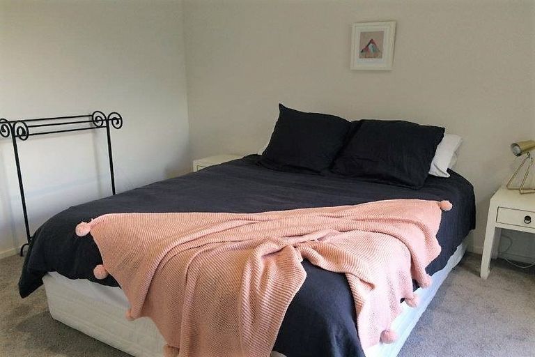 Photo of property in 9 Centre Crescent, Wanaka, 9305