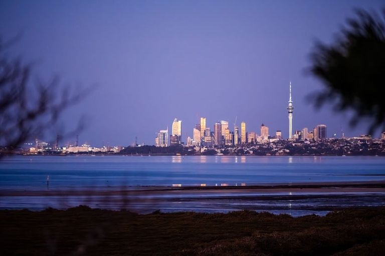 Photo of property in 27d Dawnhaven Drive, Te Atatu Peninsula, Auckland, 0610